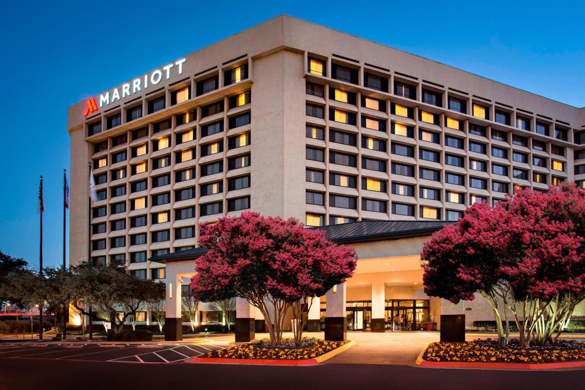 Dallas-Addison Marriott Quorum By The Galleria Экстерьер фото