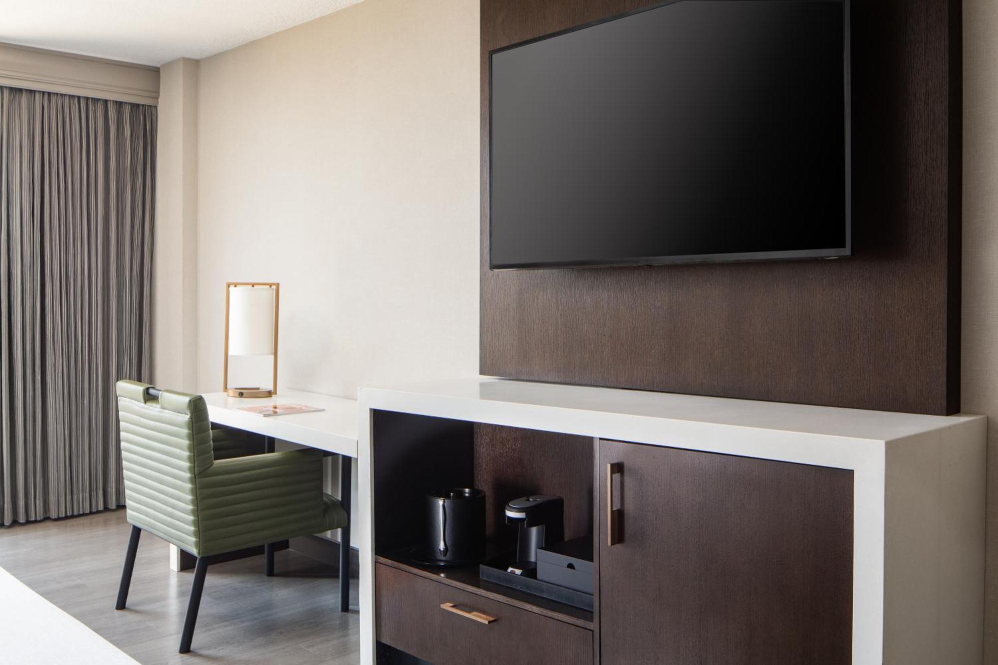 Dallas-Addison Marriott Quorum By The Galleria Экстерьер фото